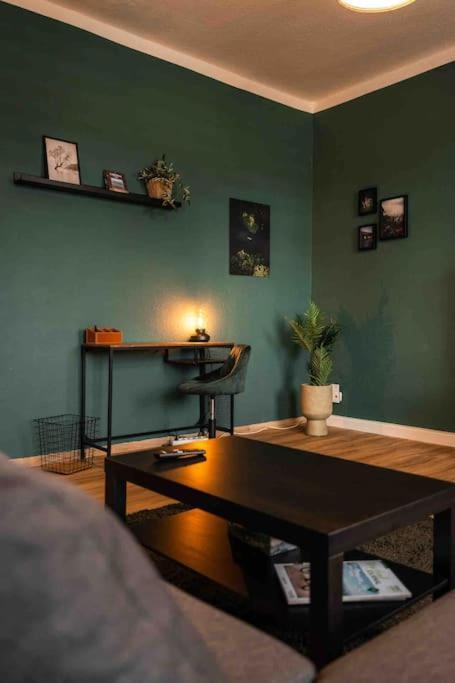Ferienwohnung Bali Style Mit High Speed Wlan Und Gratis Parkplatz เกรา ภายนอก รูปภาพ