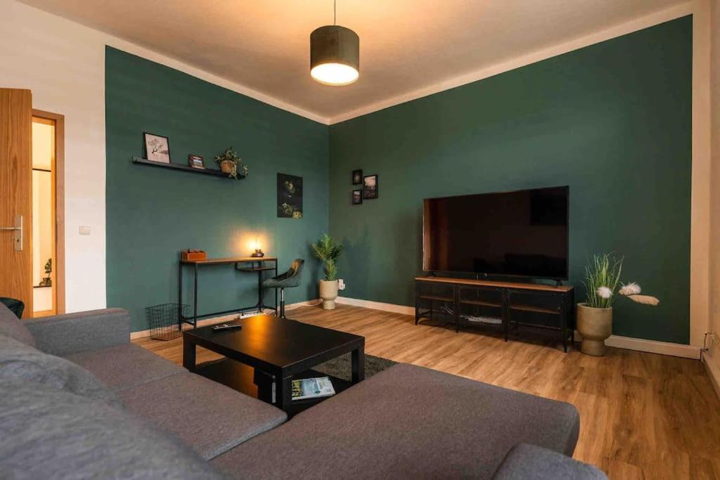 Ferienwohnung Bali Style Mit High Speed Wlan Und Gratis Parkplatz เกรา ภายนอก รูปภาพ